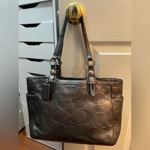 Coach Bag: SOLD!